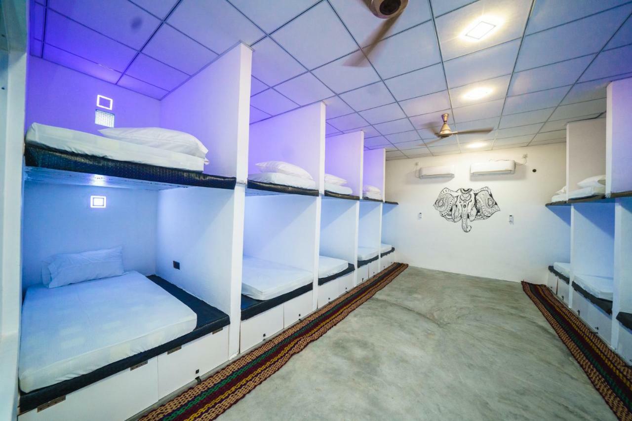 Alcatraz Hostel 阿鲁甘湾 外观 照片